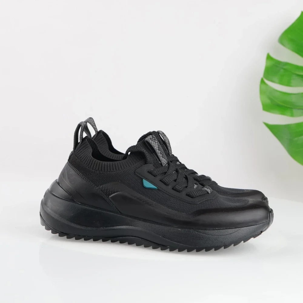 Vessi Womens Stormburst Low Top Boot Sneaker Size 7 Waterproof Black Shoe LaceUp